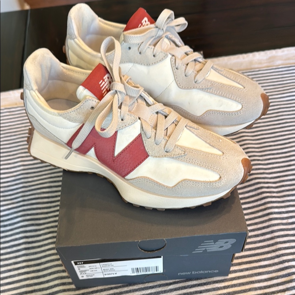 New Balance 327 Women’s size 7.5 Beige and Red Sneakers